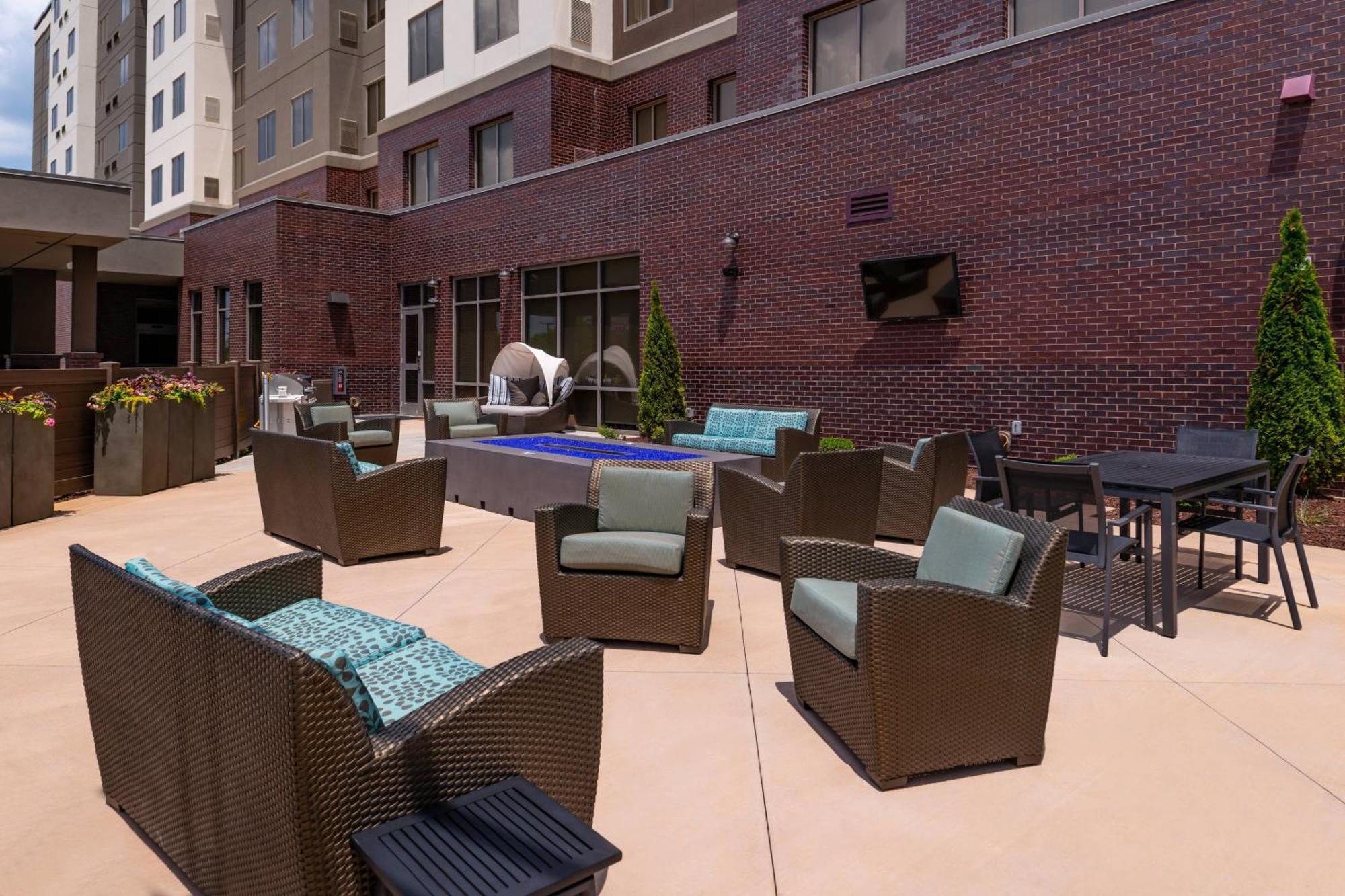 Courtyard By Marriott Charlotte Northlake Eksteriør bilde