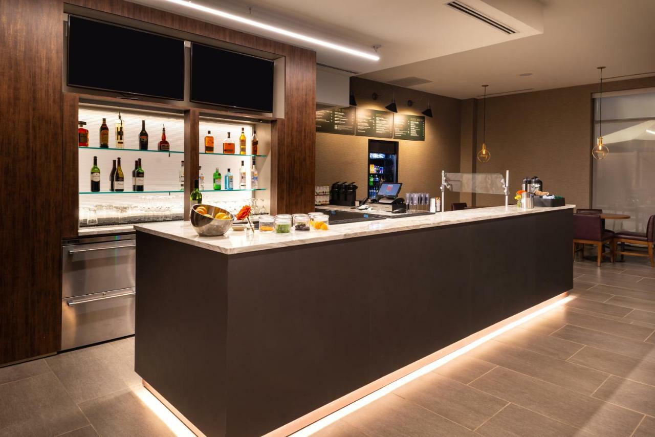 Courtyard By Marriott Charlotte Northlake Eksteriør bilde